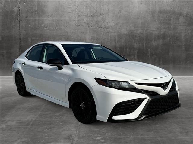 2022 Toyota Camry SE Nightshade