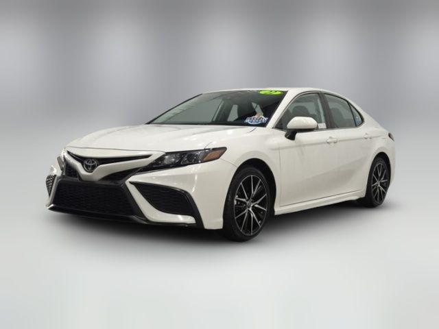 2022 Toyota Camry SE Nightshade