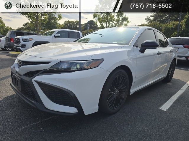 2022 Toyota Camry SE Nightshade