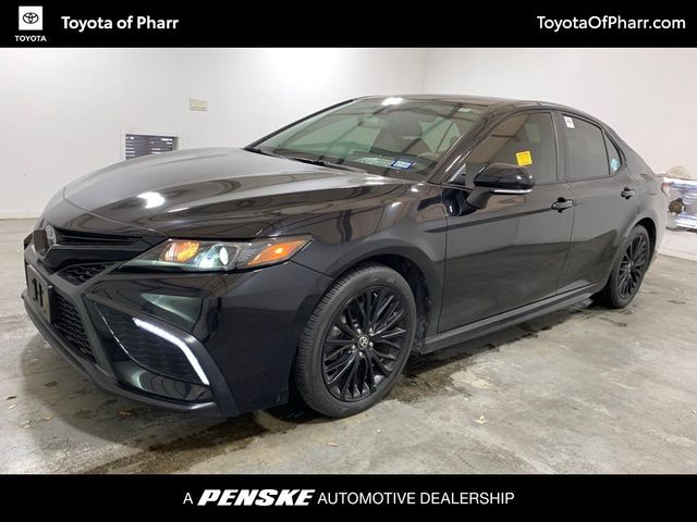 2022 Toyota Camry SE Nightshade