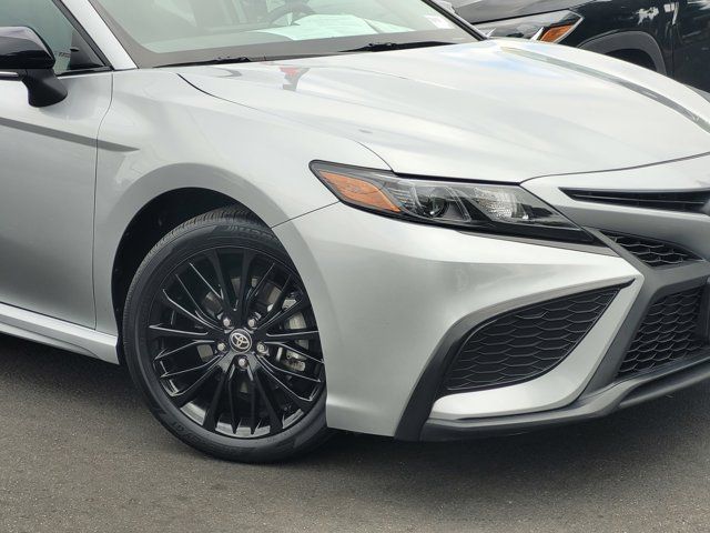 2022 Toyota Camry SE Nightshade