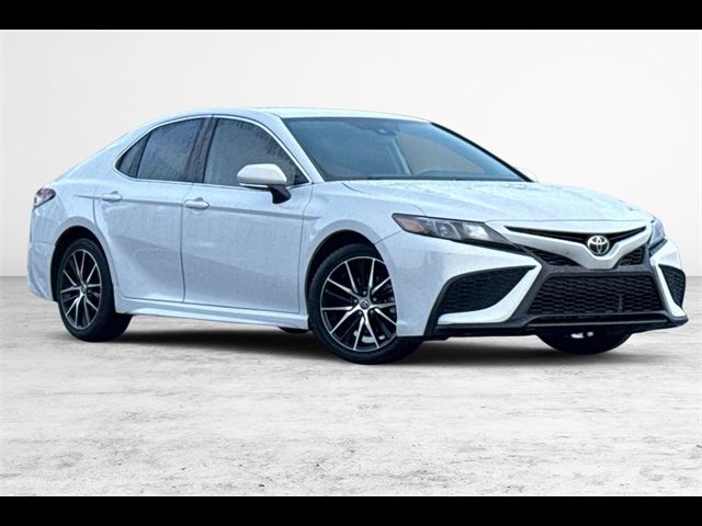 2022 Toyota Camry SE Nightshade