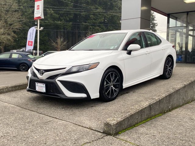 2022 Toyota Camry SE Nightshade