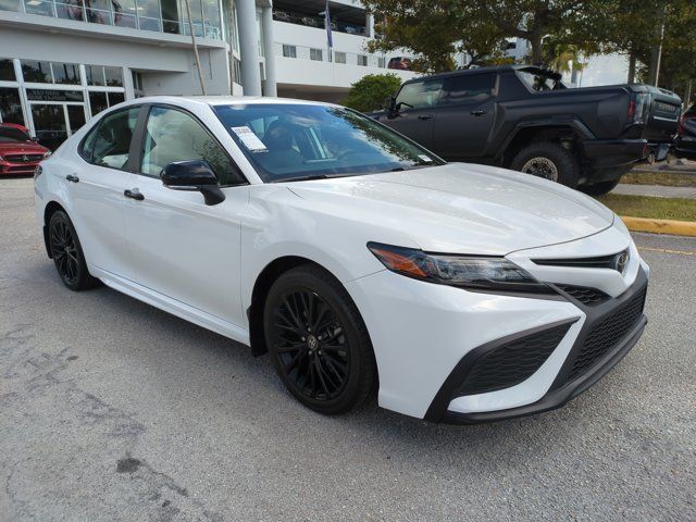 2022 Toyota Camry SE Nightshade