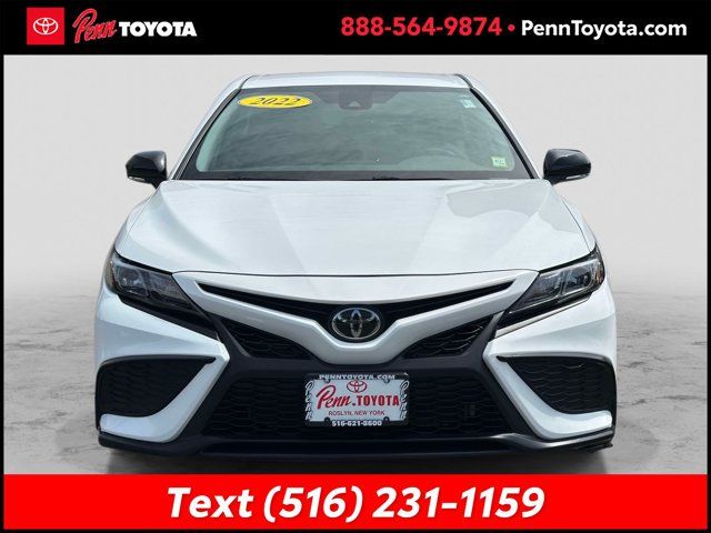 2022 Toyota Camry SE Nightshade