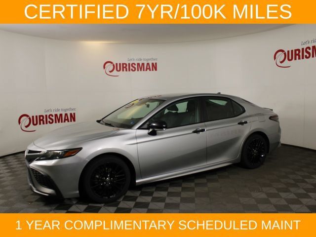 2022 Toyota Camry SE Nightshade