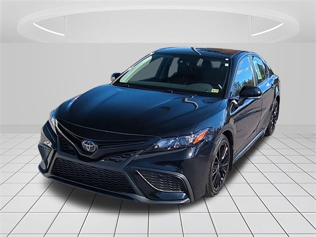 2022 Toyota Camry SE Nightshade