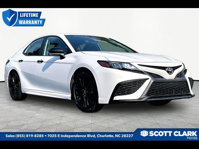 2022 Toyota Camry SE Nightshade