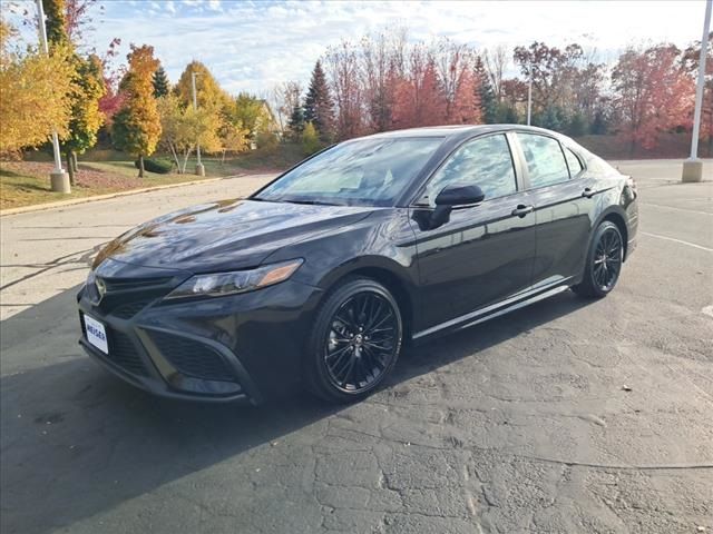 2022 Toyota Camry SE Nightshade