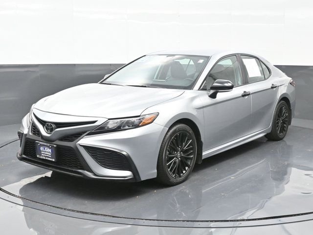 2022 Toyota Camry SE Nightshade