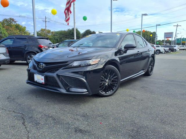 2022 Toyota Camry SE Nightshade