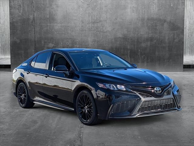 2022 Toyota Camry SE Nightshade