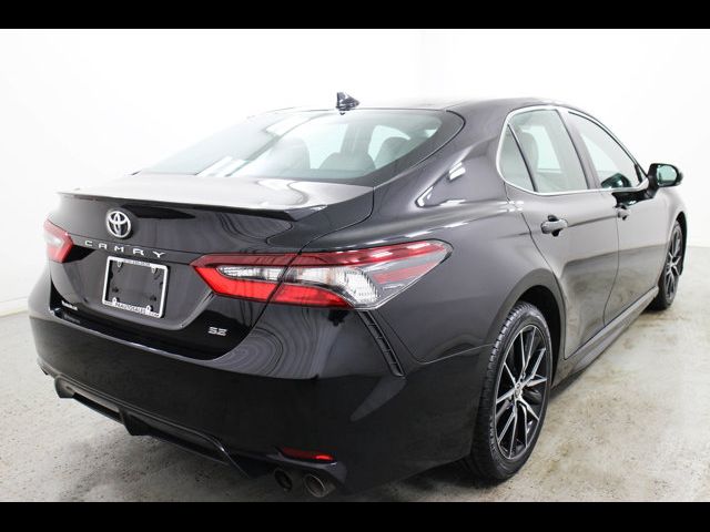 2022 Toyota Camry SE Nightshade