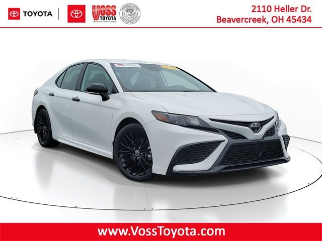 2022 Toyota Camry SE Nightshade