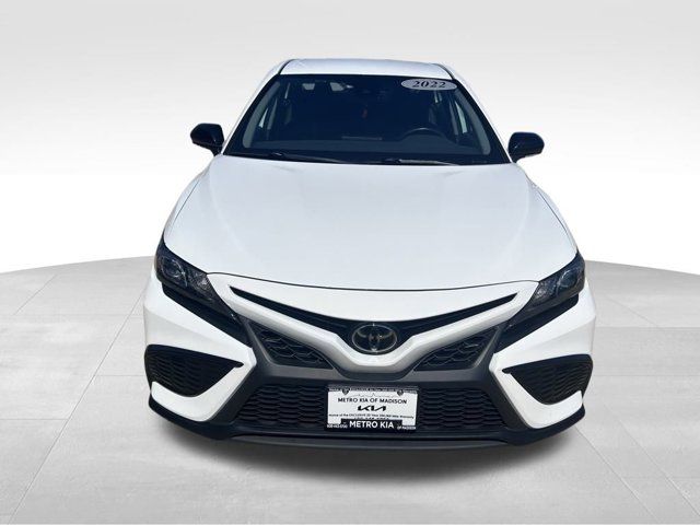 2022 Toyota Camry SE Nightshade