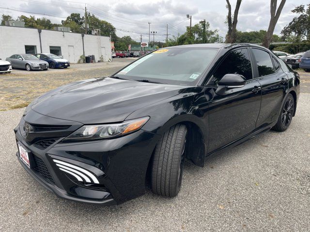 2022 Toyota Camry SE Nightshade