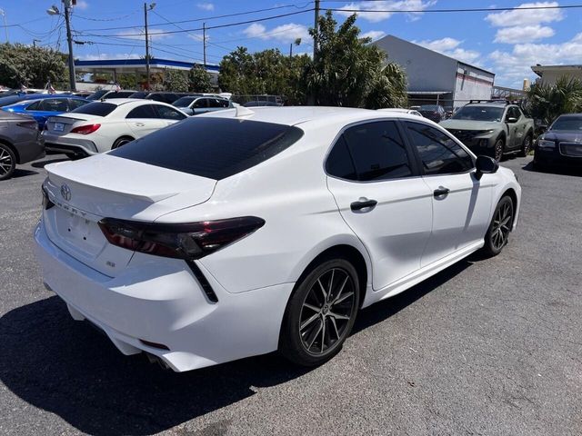 2022 Toyota Camry SE Nightshade