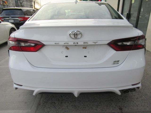 2022 Toyota Camry SE Nightshade