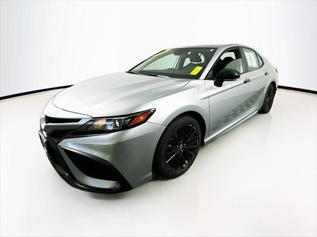 2022 Toyota Camry SE Nightshade