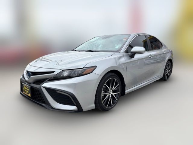 2022 Toyota Camry Hybrid SE