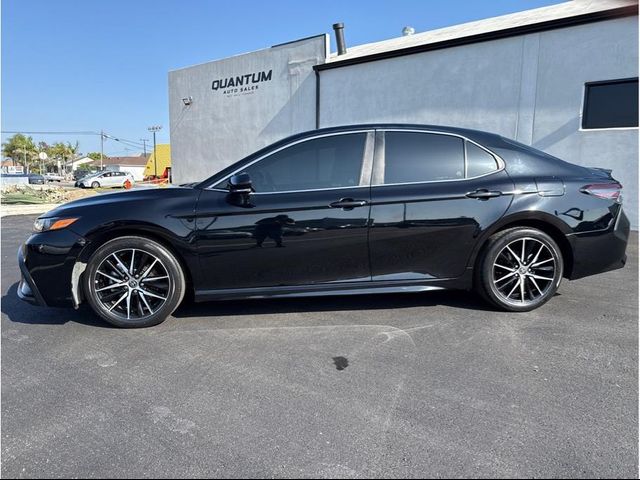 2022 Toyota Camry 