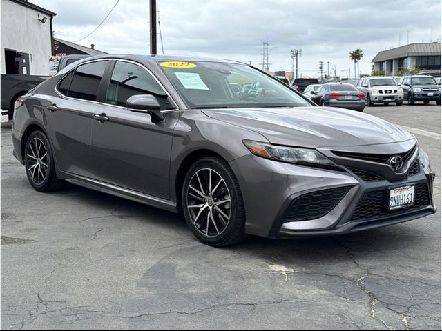 2022 Toyota Camry SE