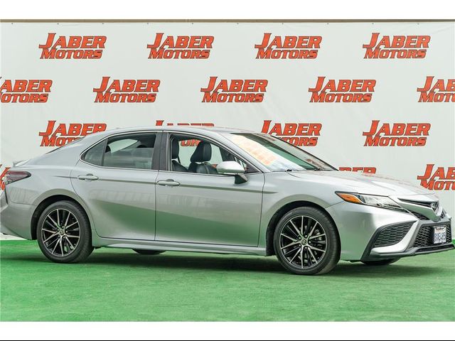 2022 Toyota Camry 