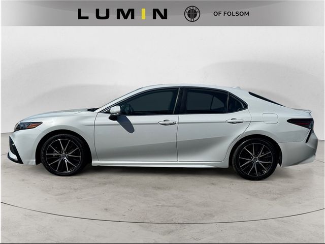 2022 Toyota Camry 