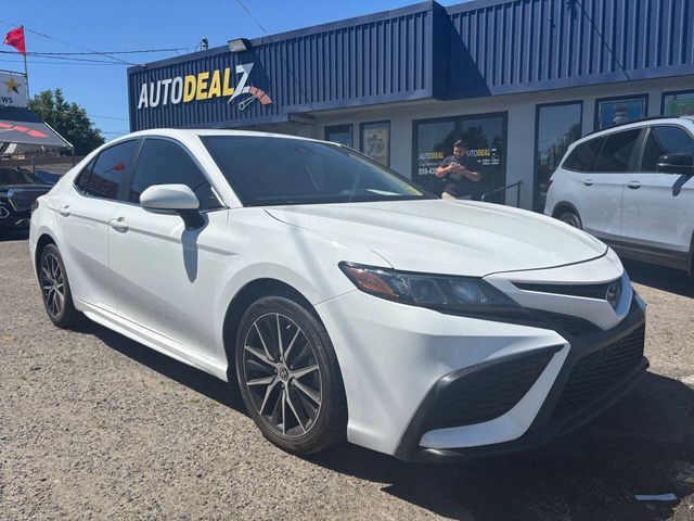 2022 Toyota Camry 
