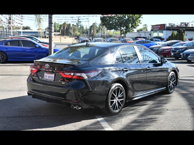 2022 Toyota Camry 