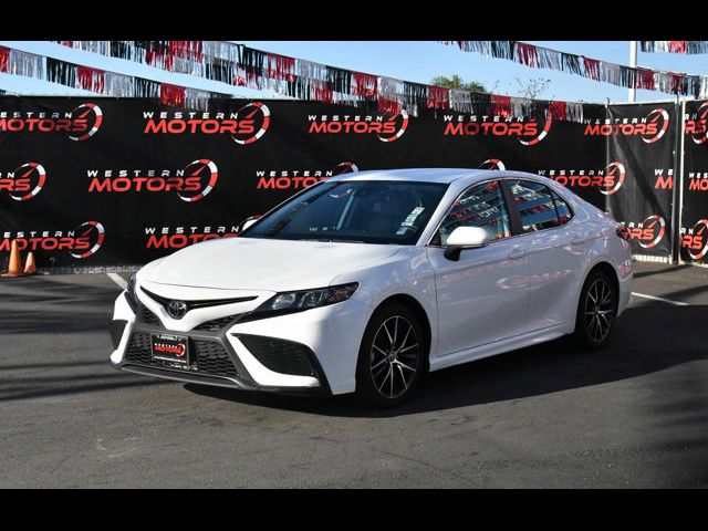 2022 Toyota Camry 