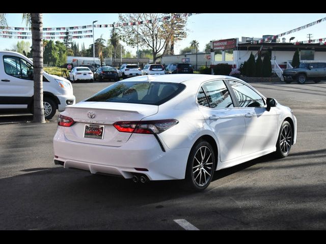 2022 Toyota Camry 