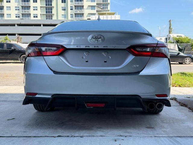 2022 Toyota Camry SE