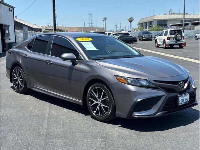 2022 Toyota Camry SE