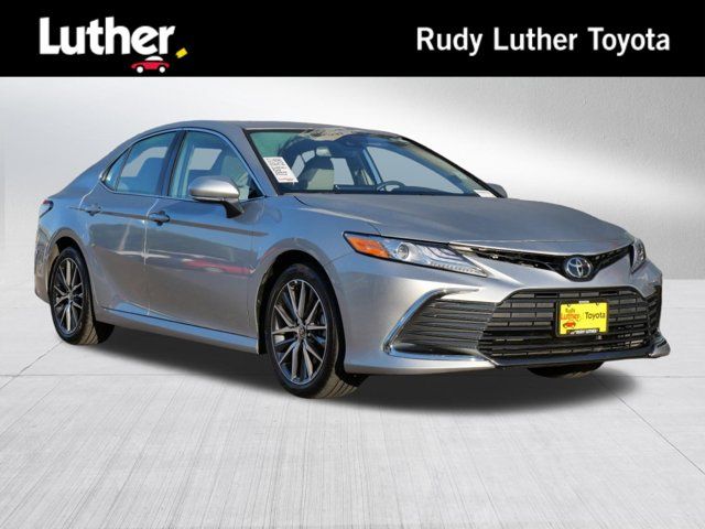 2022 Toyota Camry XLE