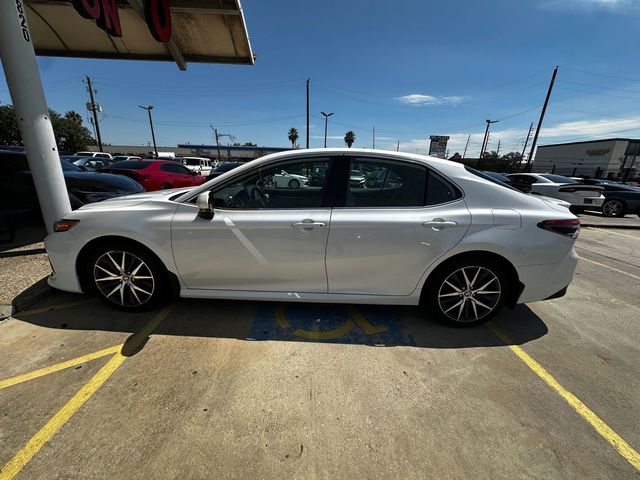 2022 Toyota Camry XLE