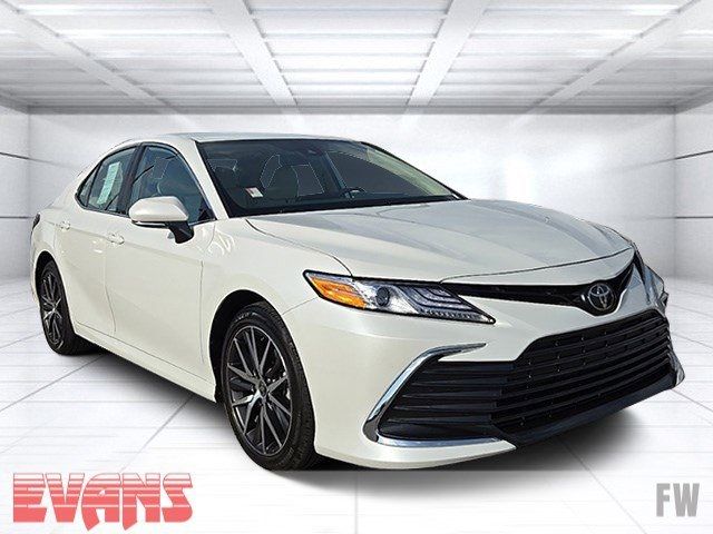 2022 Toyota Camry XLE