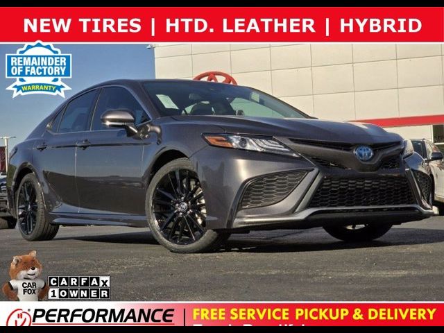 2022 Toyota Camry Hybrid XSE