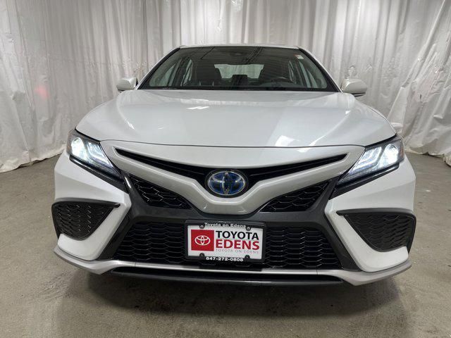 2022 Toyota Camry Hybrid XSE