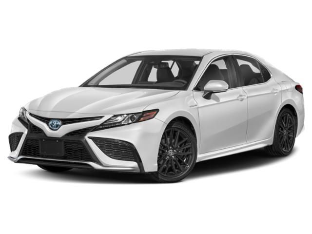 2022 Toyota Camry Hybrid XSE