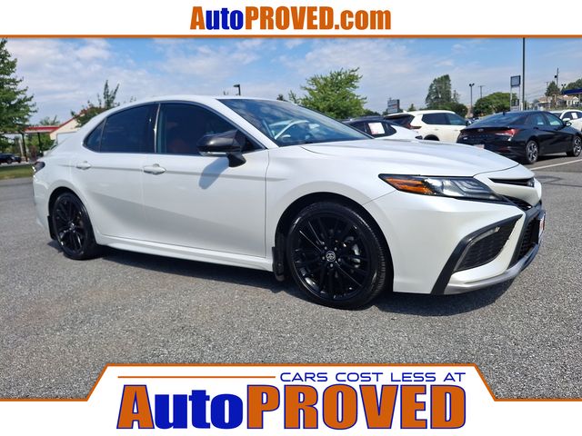2022 Toyota Camry Hybrid XSE