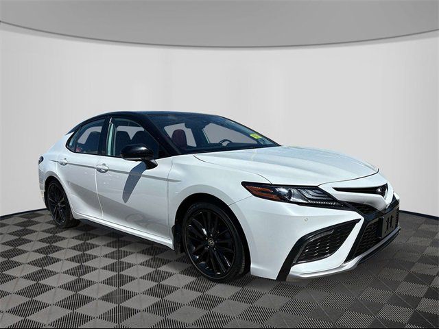 2022 Toyota Camry XSE V6