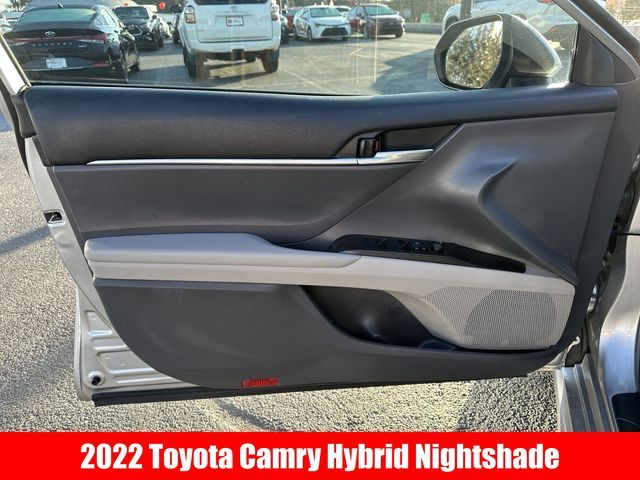 2022 Toyota Camry Hybrid SE