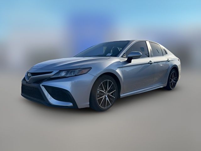 2022 Toyota Camry Hybrid SE