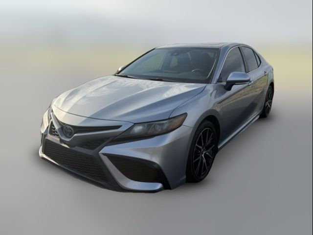 2022 Toyota Camry Hybrid SE