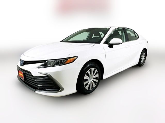 2022 Toyota Camry Hybrid LE