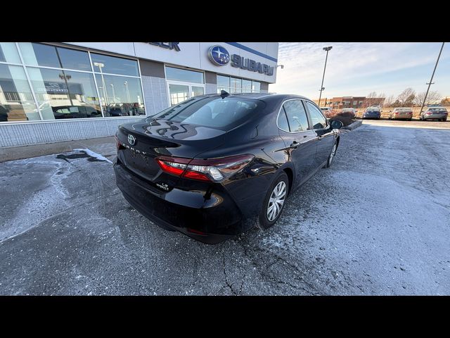 2022 Toyota Camry Hybrid LE