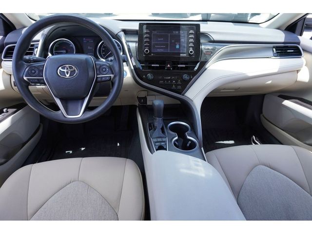 2022 Toyota Camry Hybrid LE