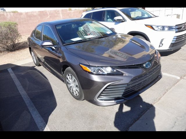 2022 Toyota Camry Hybrid LE