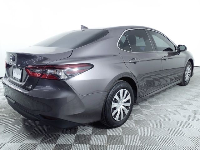 2022 Toyota Camry Hybrid LE